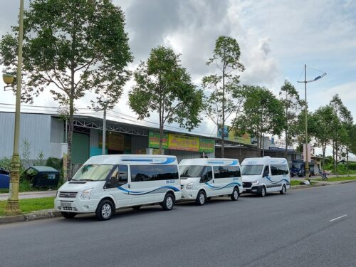 Bật mí các bước thuê xe 16 chỗ sân bay Tân Sơn Nhất