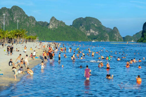 Tam Bien Don Khach Du Lich Loat Tinh Thanh Mo Cua Phat Trien Hau Covid 19 1