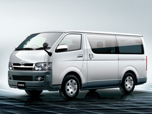 Toyota Hiace là một trong Dàn xe 17 chỗ hiện đại