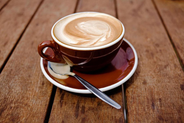 Cà phê là thức uống đã được chứng minh đem đến nhiều lợi ích cho hệ tim mạch, gan, ruột, trí não... và thậm chí ngăn được một số bệnh ung thư - ảnh THE SUN